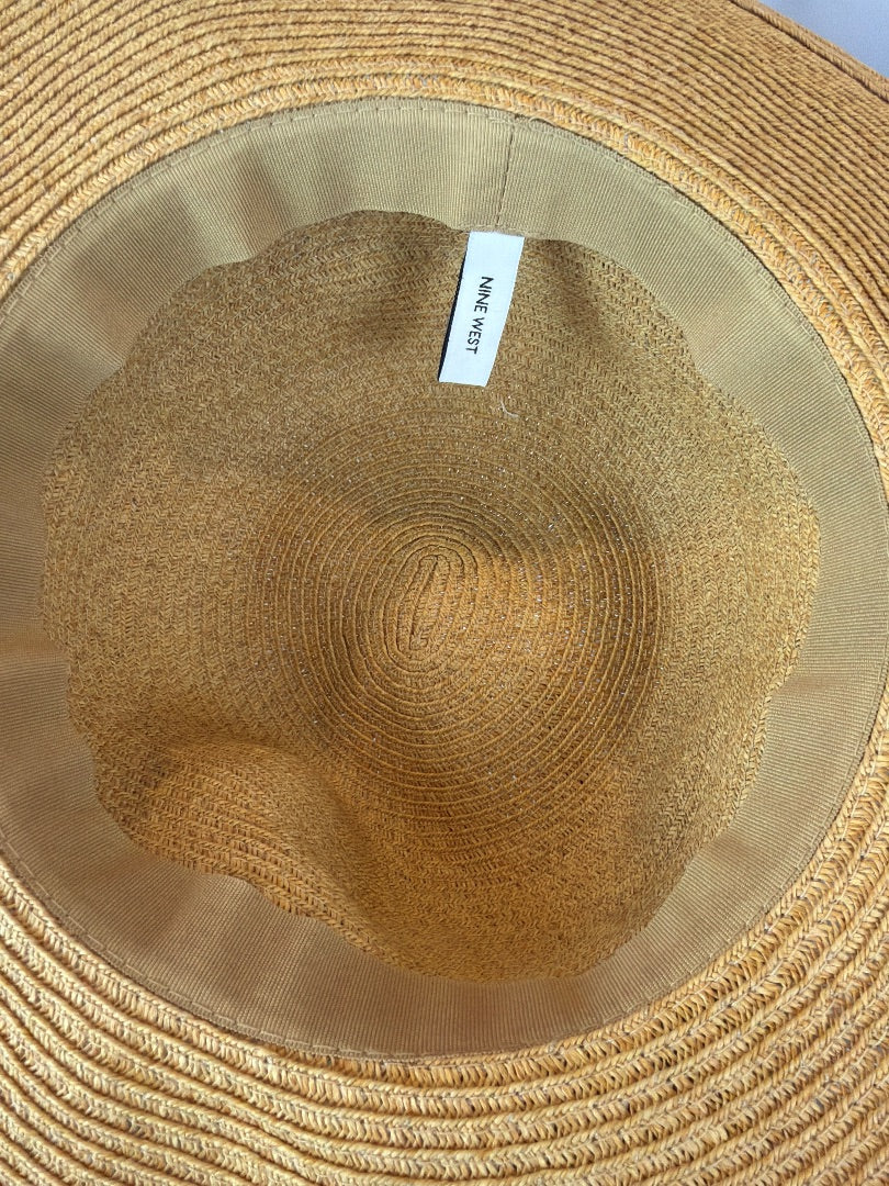 Nine West Hat, Tan/gold, One Size, Used - Excellent
