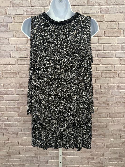 Rose & olive cold shoulder Shirt, Multi, XL, Used - Good