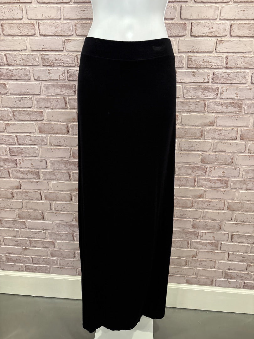 Apt 9 Skirt, Black, Large, Used - Good