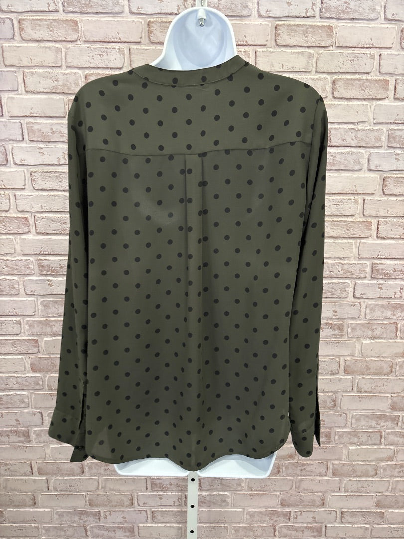 Express Shirt, Green/black polka dots, Medium, Used - Good