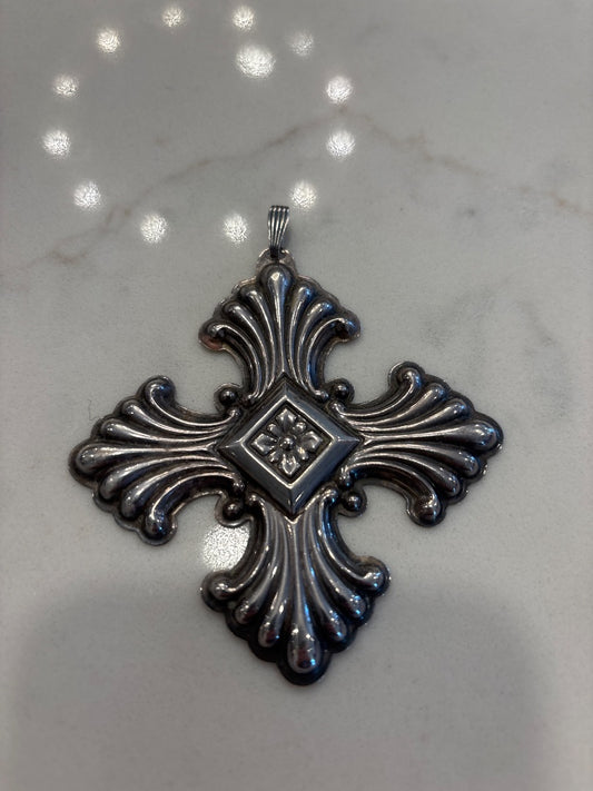 Reed & Barton Pendant, sterling silver, One Size, Used - Good