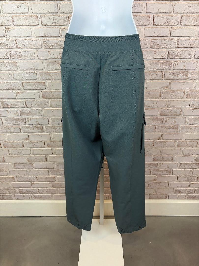 Athlet Pants, Green, 14, Used - Good