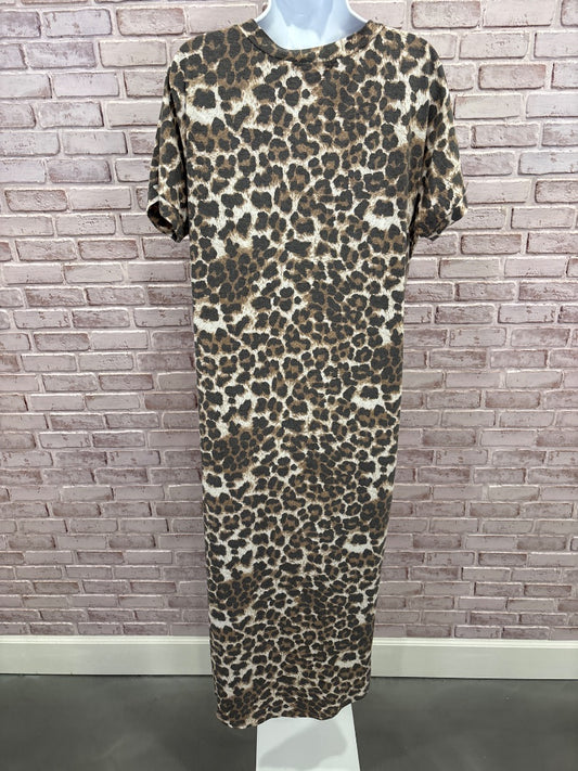 Various Dress, Leopard, Medium, Used - Good