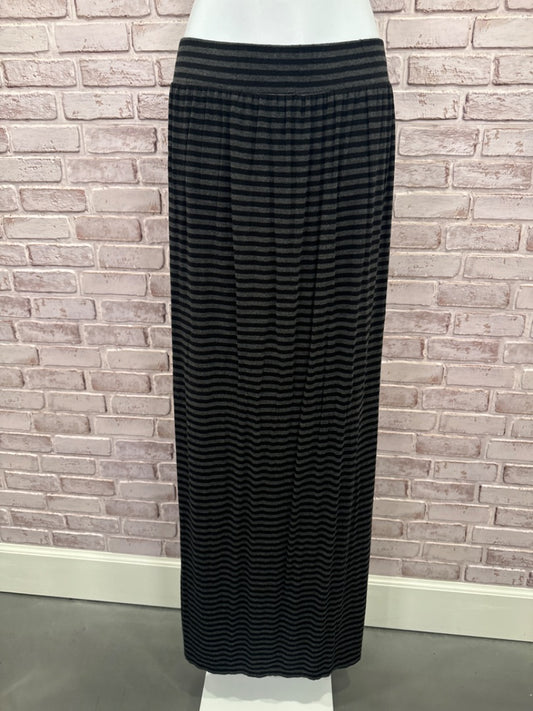 Loft skirt, Black/grey stripes, XL, Used - Good