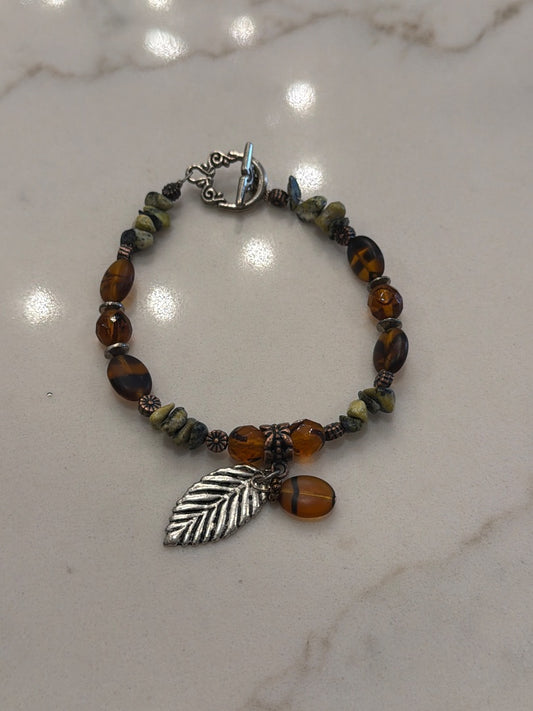 Various Bracelet, Green/orange, One Size, Used - Good