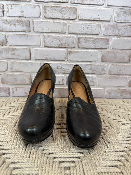 Clarks Heels, Black, 6.5, Like New