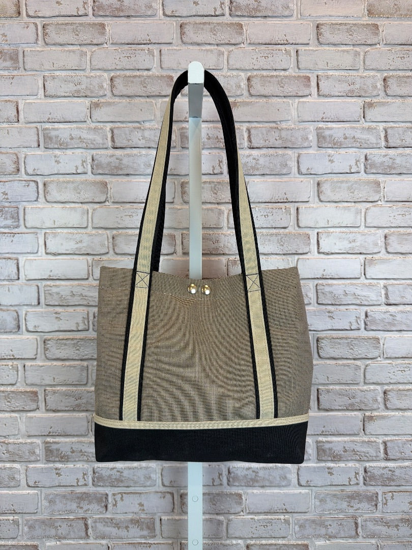 Newport Tote, Beige/black, One Size, Used - Excellent