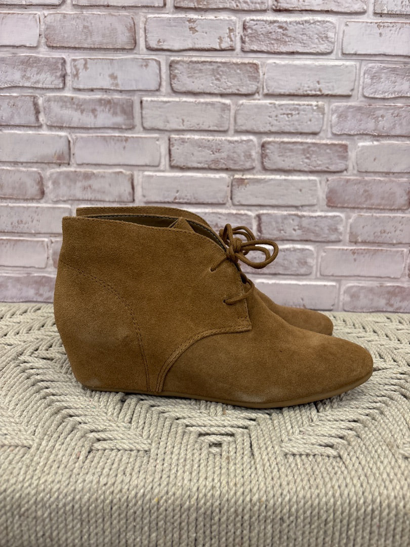 Nine West Booties, Tan, 10, Used - Good
