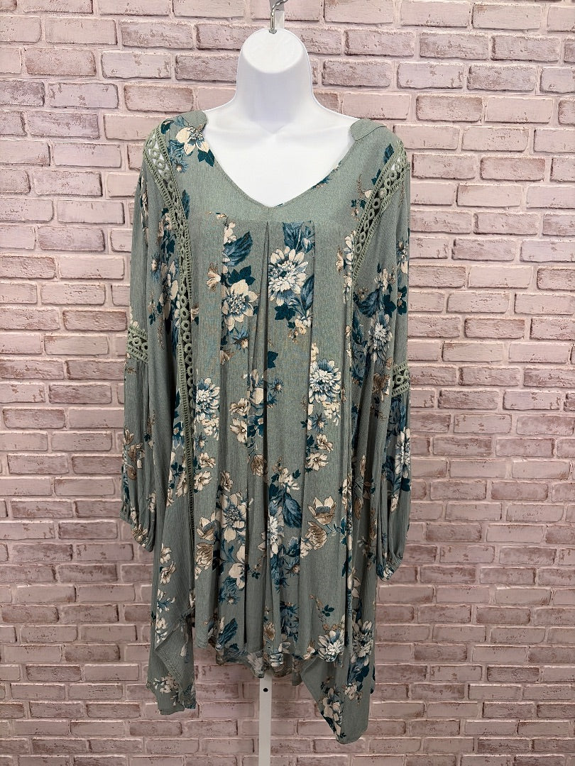 EGS Dress, Green floral, Large, Used - Good