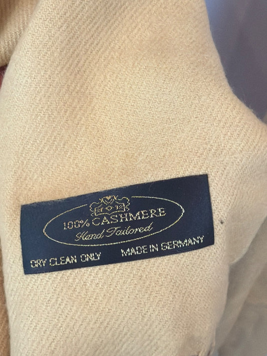 Various Cashmere Scarf, Beige, One Size, Used - Excellent