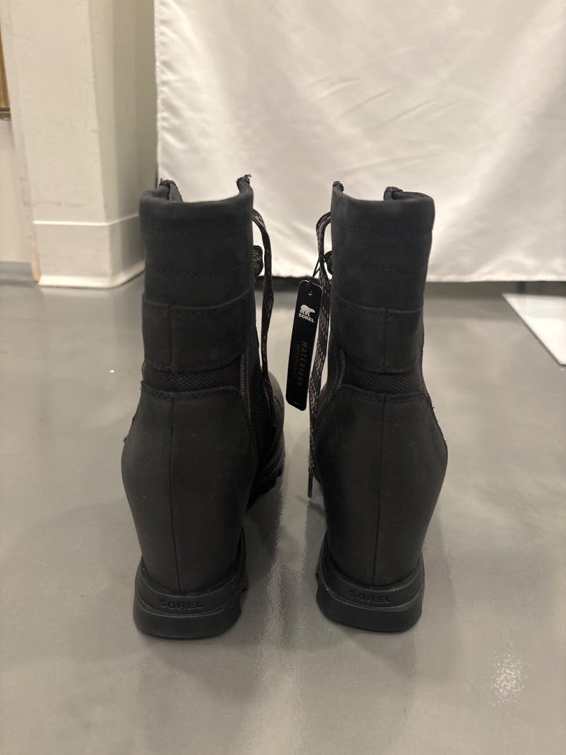 Sorel Boots, Black, 8, New With Tags