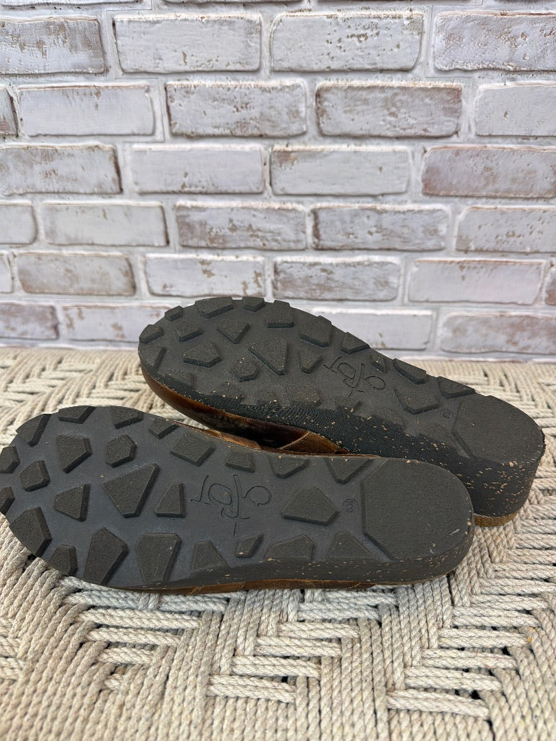 Otbt Clogs, Tan, 8.5, Like New