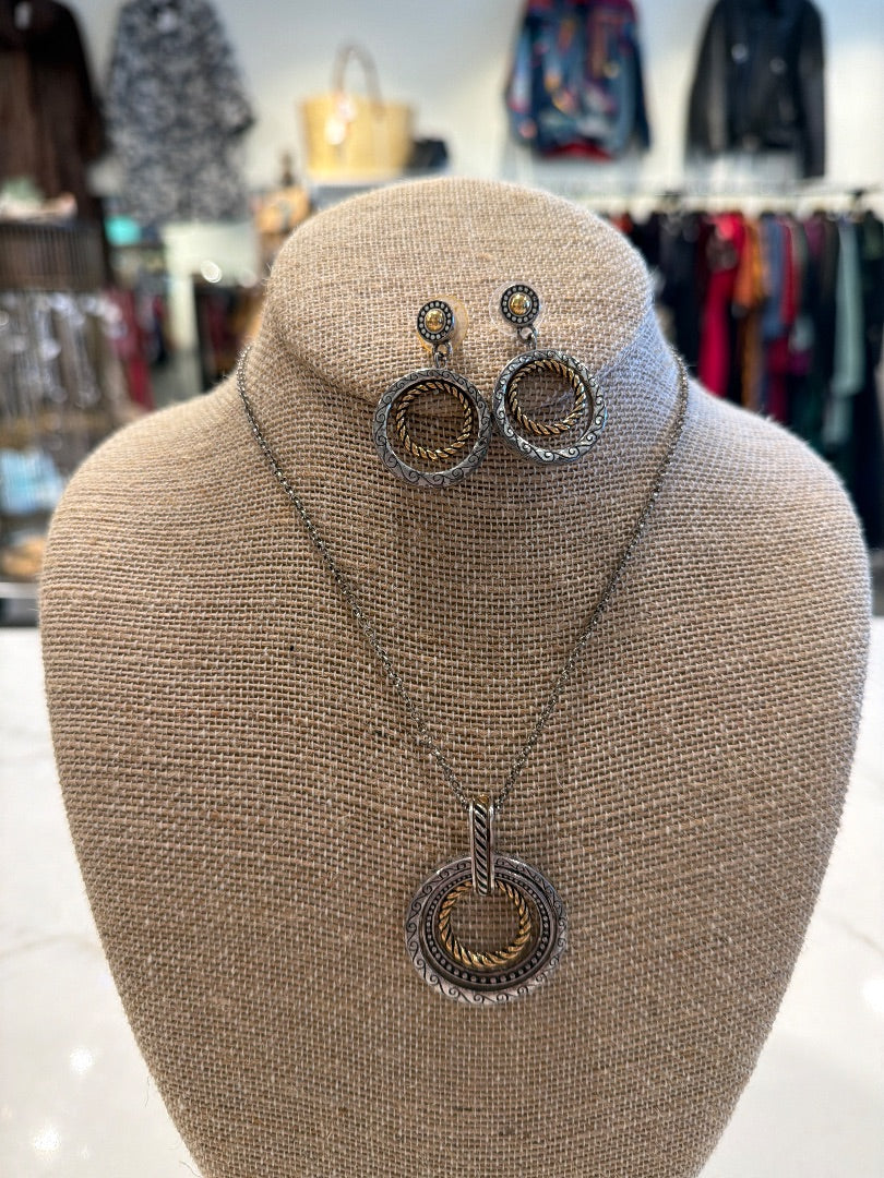 Various Matching Jewelry Set, Silver/gold, One Size, Used - Excellent