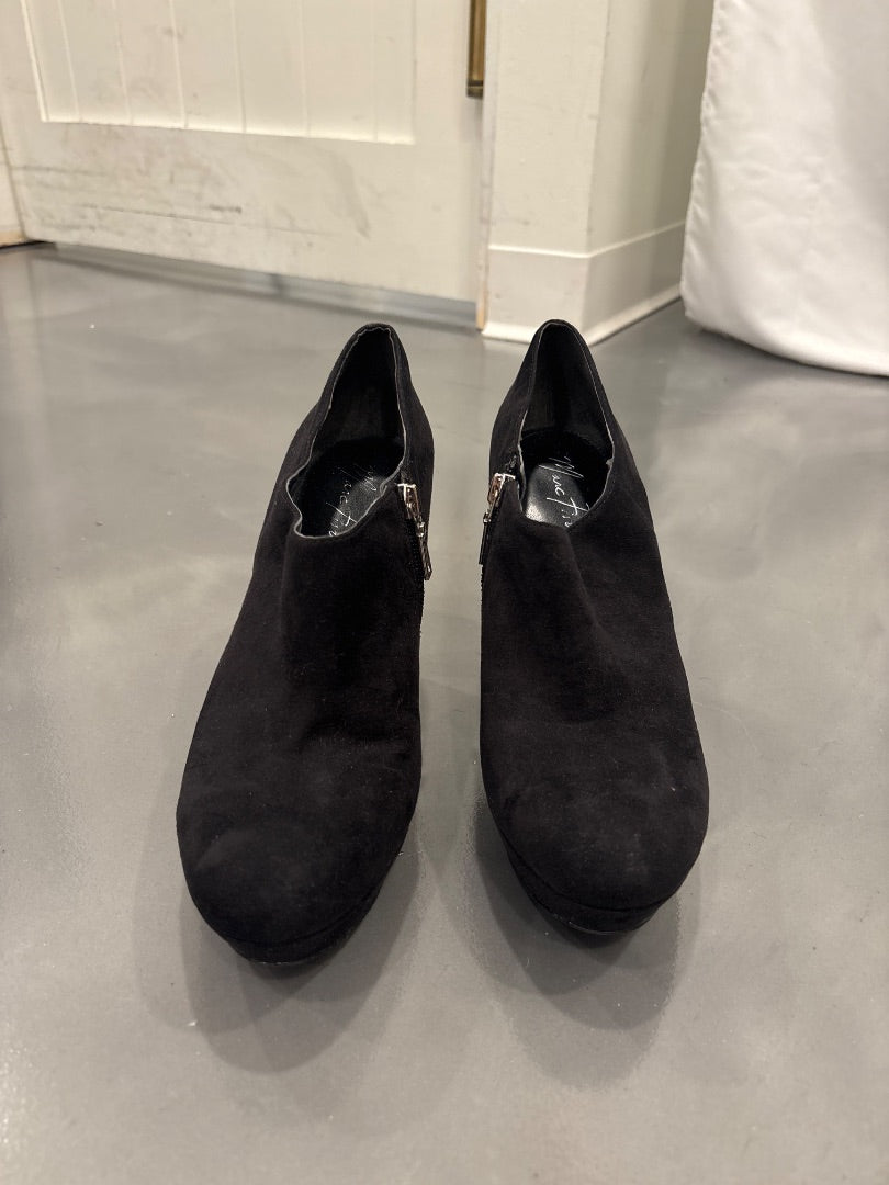 Marc Fisher Heels, Black, 10