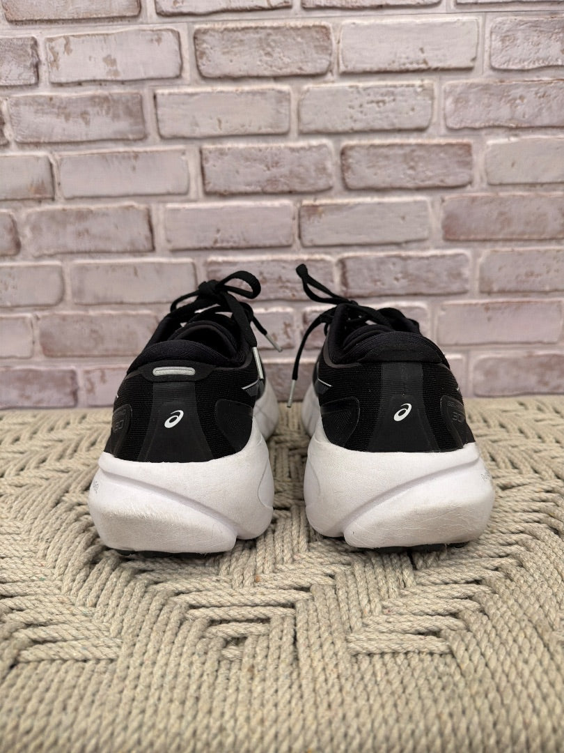 Asics Sneakers, black/white, 8.5, Used - Good