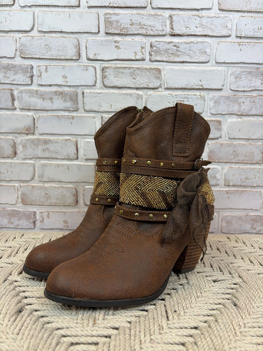 Not rated Cowgirl boots, Brown, 10, Used - Good