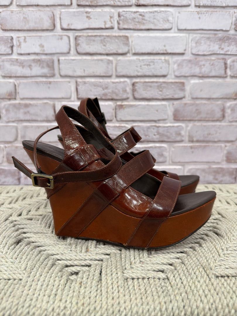 Jessica Bennett Heels, Brown, 9, Used - Fair