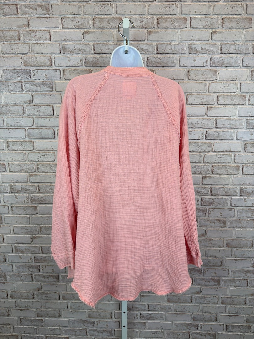 Aerie Shirt, Pink, Medium, Used - Good
