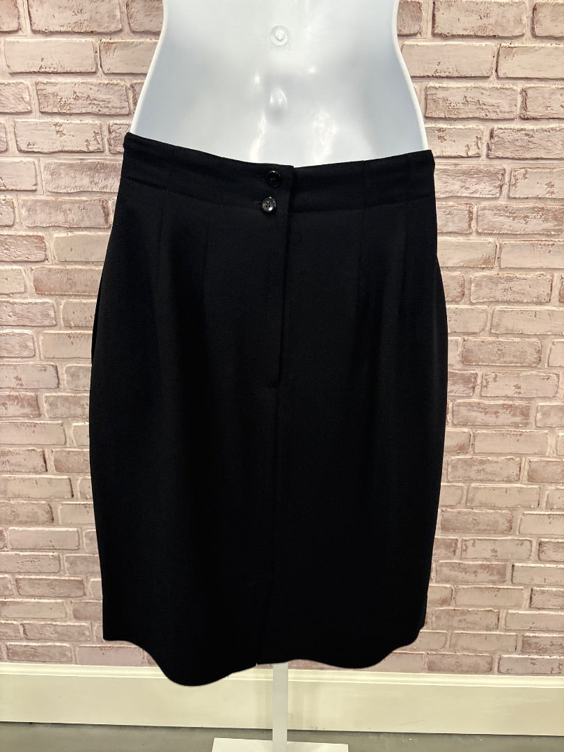 Gianni Skirt, Black, Medium/6, Used - Good