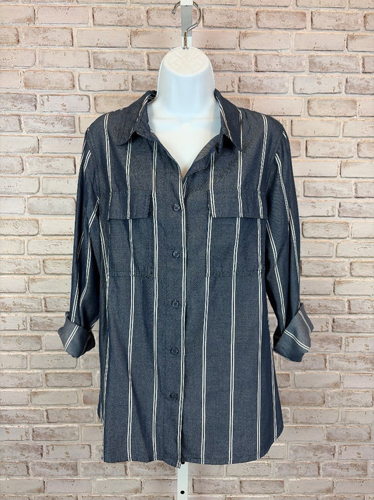 Velvet Heart Shirt, Blue/white stripes, Medium, Used - Good