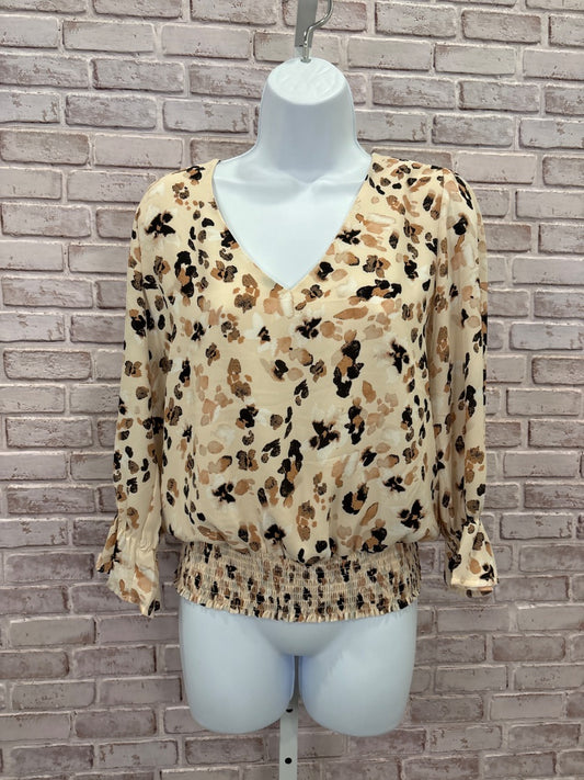 Philosophy Shirt, Pink multi, Small, Used - Good