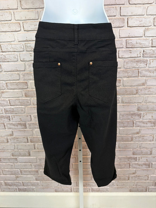 Indigo Poppy Capris, Black, 14, Used - Excellent