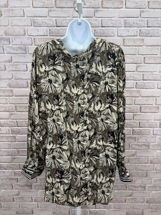 Zozo Shirt, Multi, One Size, Used - Good