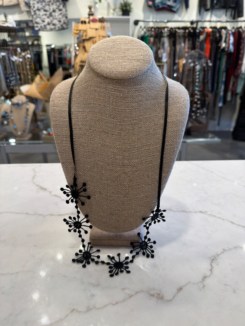 Various Necklace, Black, One Size, Used - Good