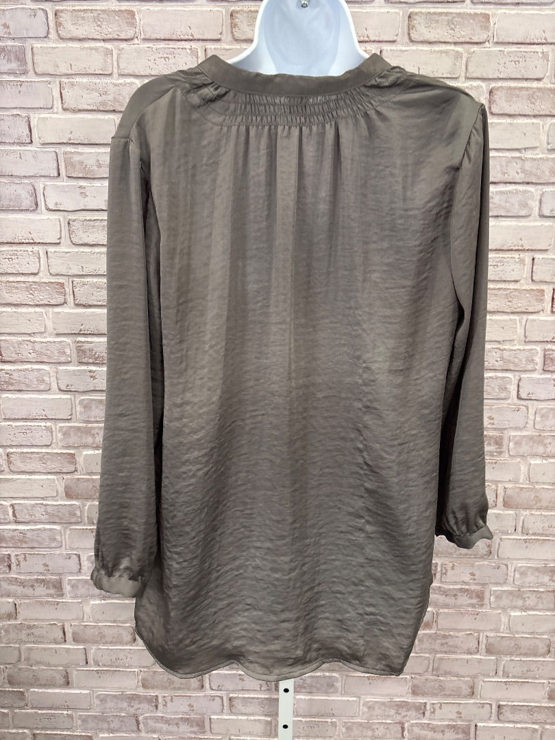 Maurices Shirt, Green, Large, Used - Good
