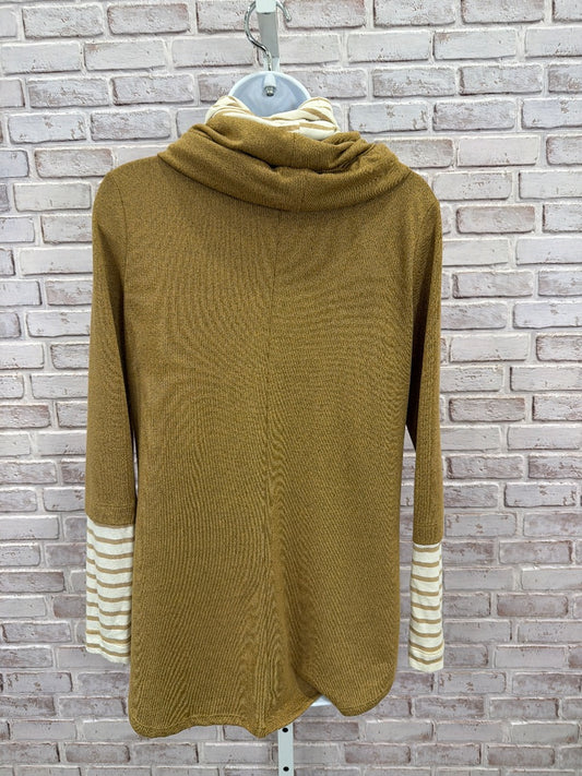 My Story Sweater, Orange/white, Small, Used - Good