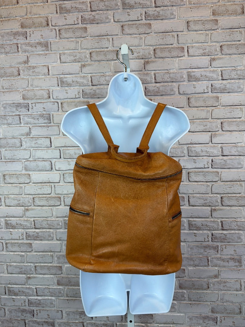 Vilencia Backpack, Tan, One Size, Used - Good