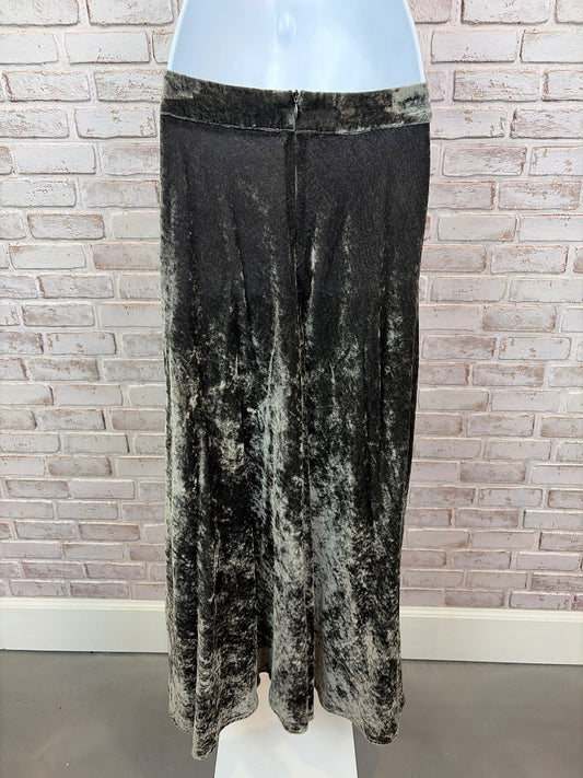 Zara Crushed Velvet Skirt, Green, XS, Used - Excellent
