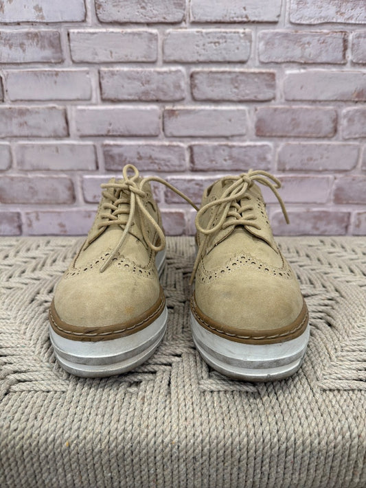 Seven Dials Sneakers, Tan, 7.5, Used - Good