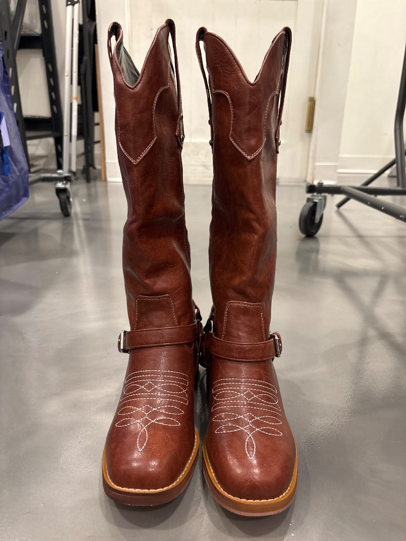 Various Cowgirl boots, Brown, 8, Like New