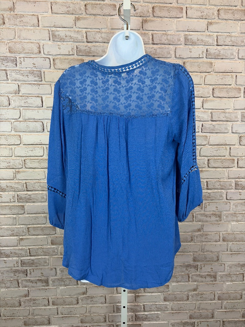 Studio JPR Shirt, Blue, Small, Used - Good