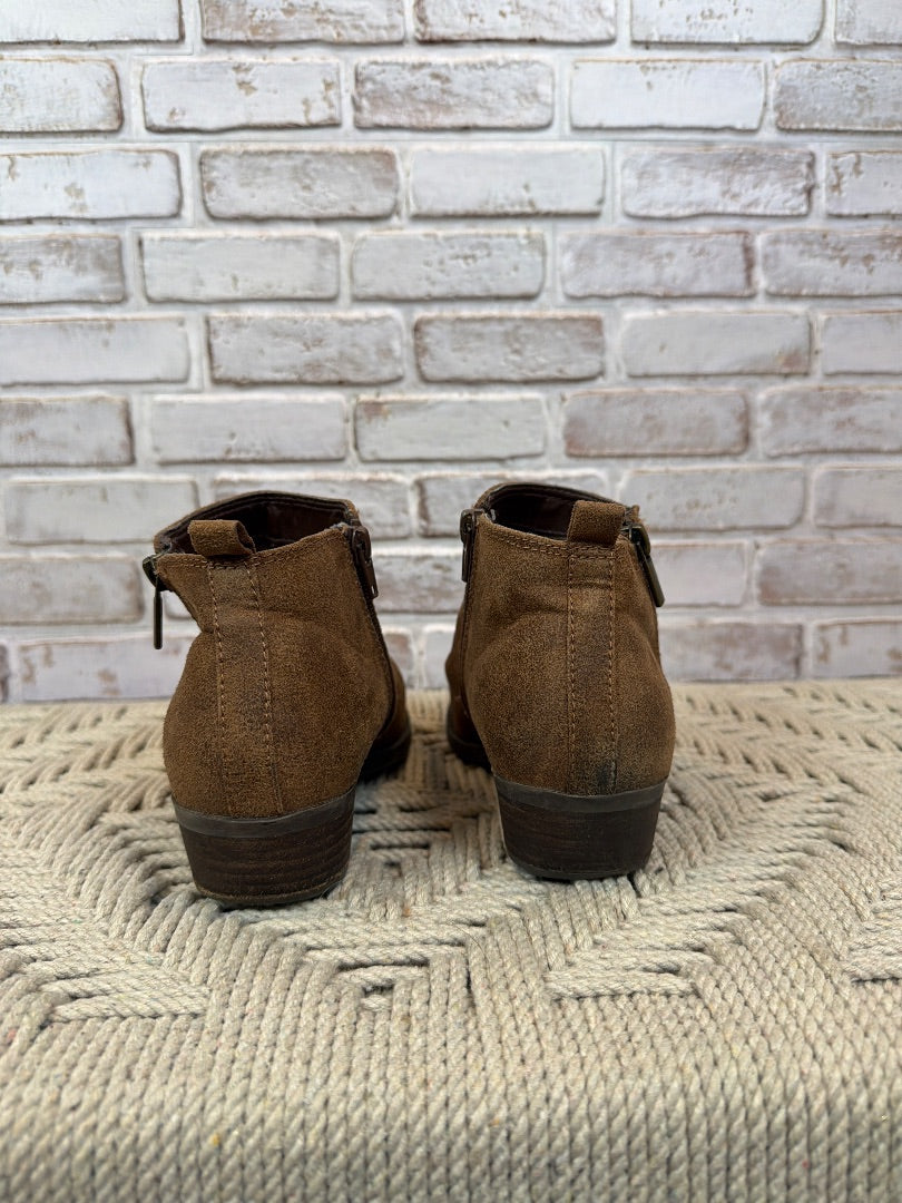 Carlos Booties, Brown, 8, Used - Good