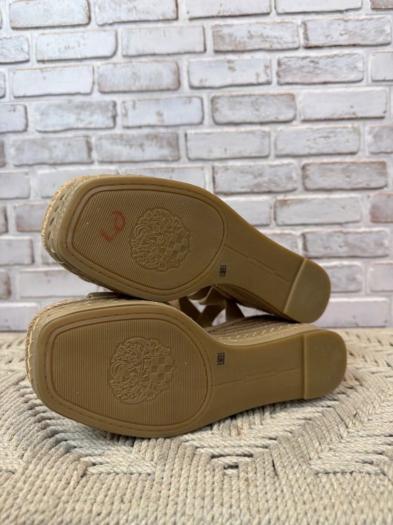 Vince Camuto Sandals – Beige – Excellent Condition