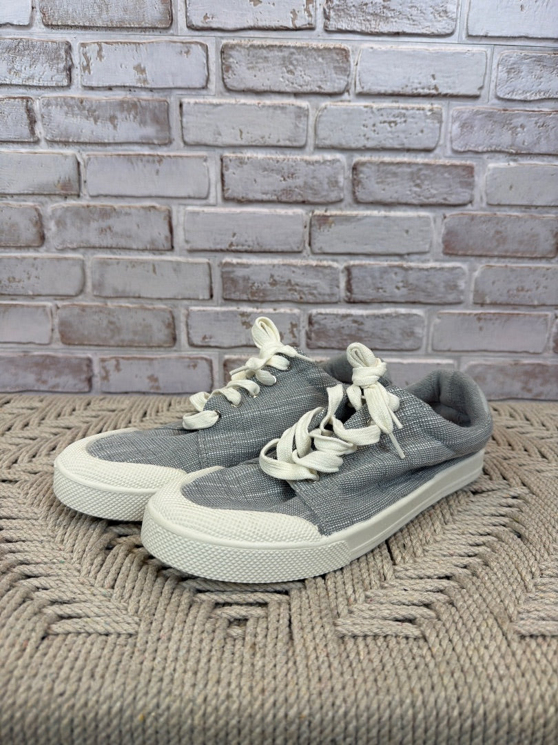 Roxy Sneakers, Grey, 8, Used - Good