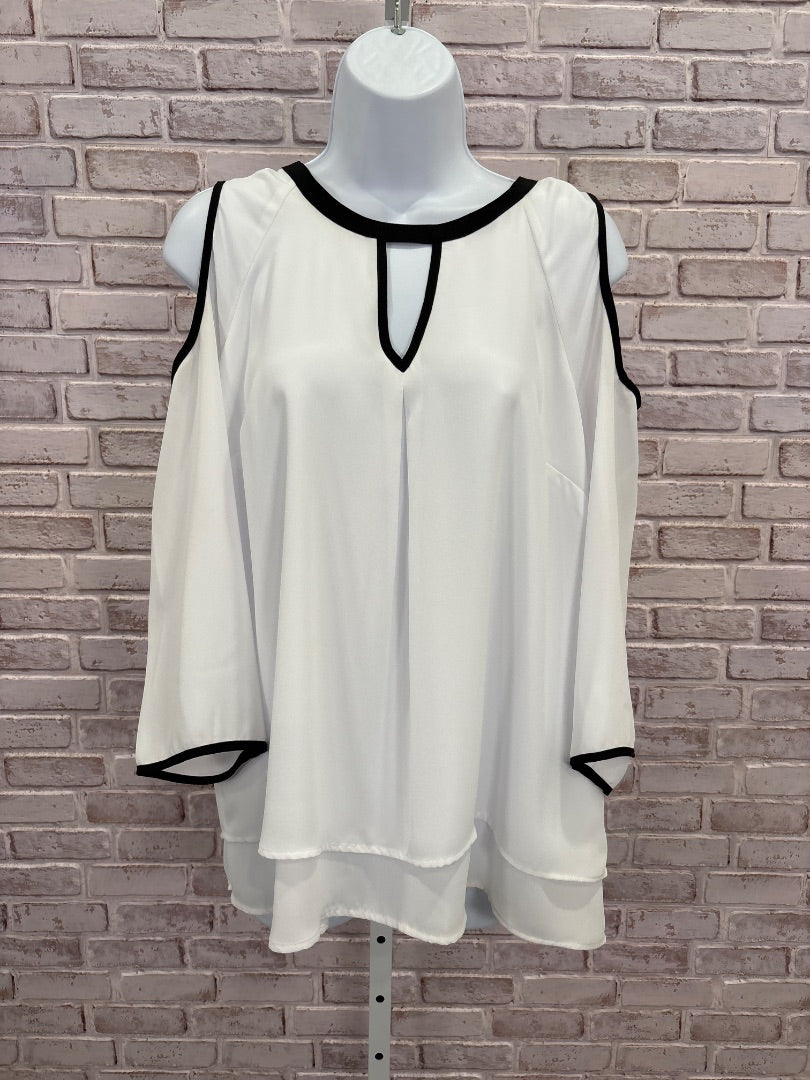 DR2 Shirt, White/black, Large, New With Tags