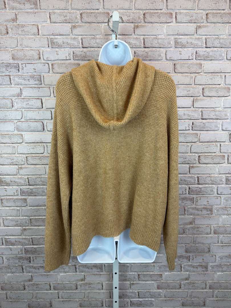 Vince Camuto Sweatshirt, tan, XL, Used - Good