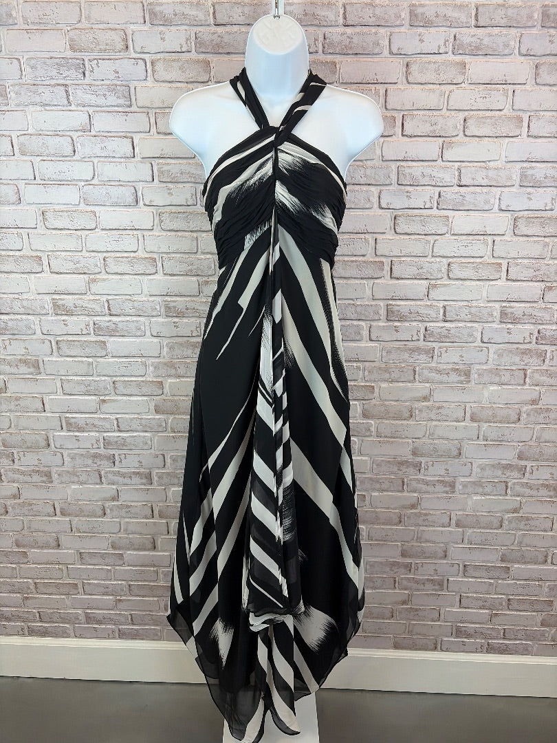 White House Black Market Dress, Black/white, 00, Used - Good