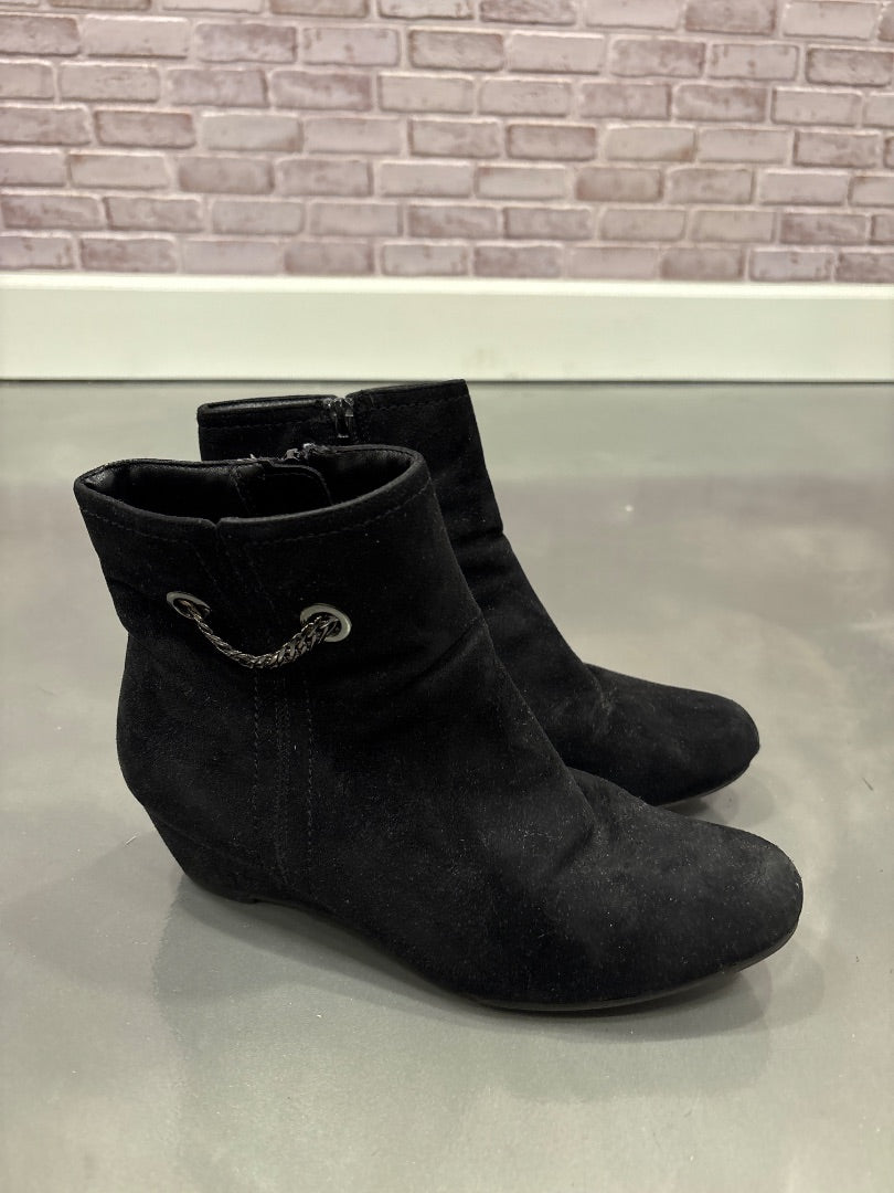 Impo Booties, Black, 8.5, Used - Good