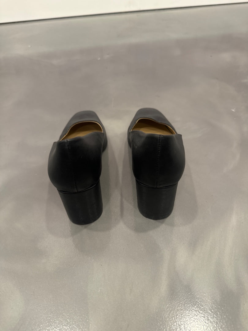 Naturalizer heels, Black, 8.5, Used - Good
