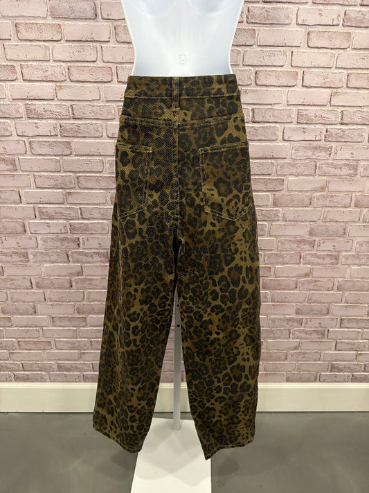 Various Jeans, Leopard, Medium, Used - Good