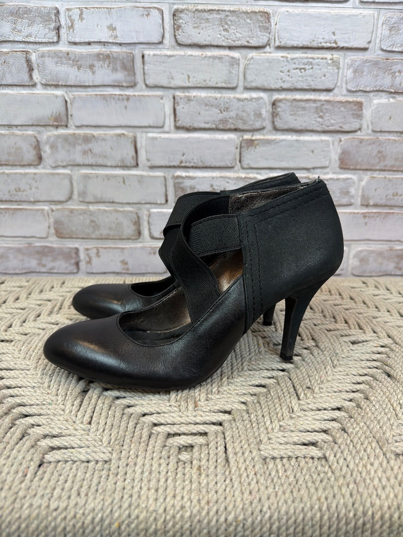 DKNY Heels, Black, 8.5, Used - Good