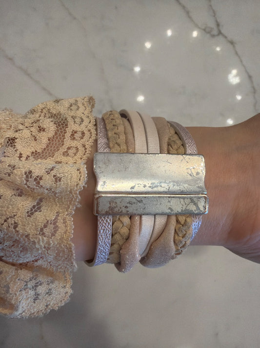 Various Bracelet, Beige multi, One Size, Used - Good