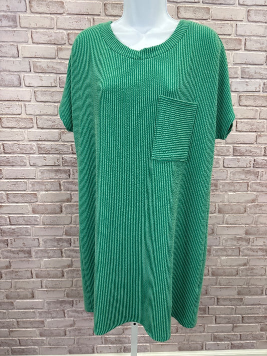 Entro Dress, Green, Medium, Used - Good