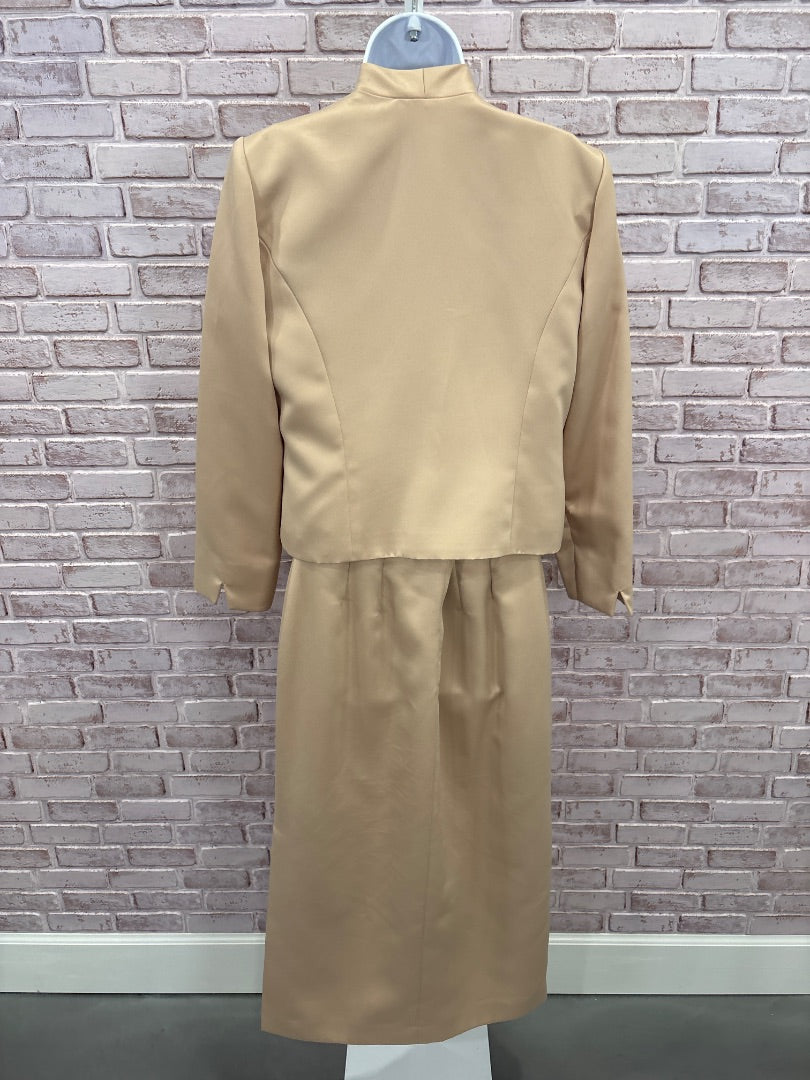 Positive Attitude Matching Clothing Set, Nude/beige, Large/10, Used - Good