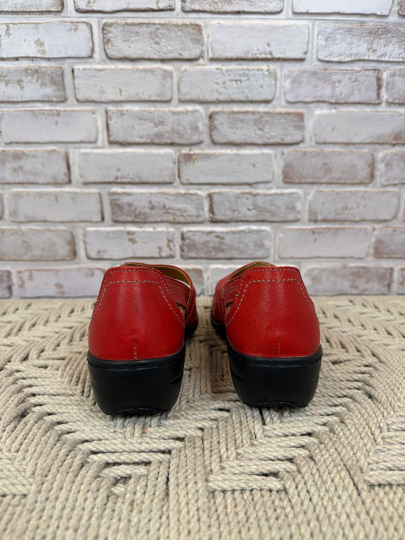 Spring Step Loafers, red, 36, Used - Good