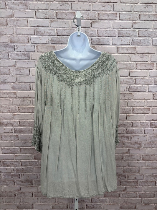 Solitaire Shirt, Grey, XL, Used - Good